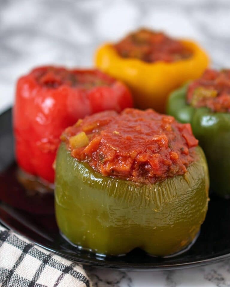 Easiest Crock Pot Stuffed Peppers Recipe
