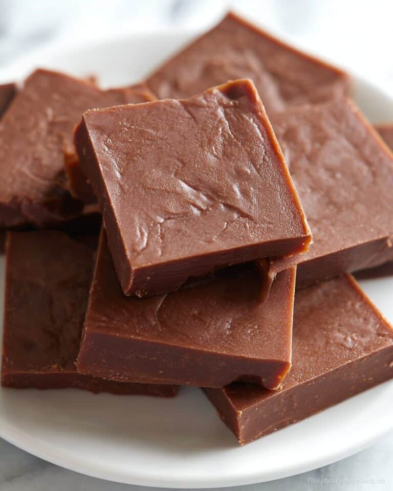 Nutella Fudge – Only 3 Ingredients! Recipe