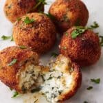 Spinach Garlic Meatballs Stuffed With Mozzarella Recipe