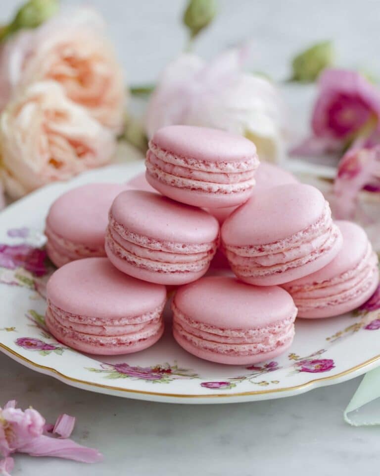 Homemade French Macarons with Vanilla Buttercream Filling Recipe