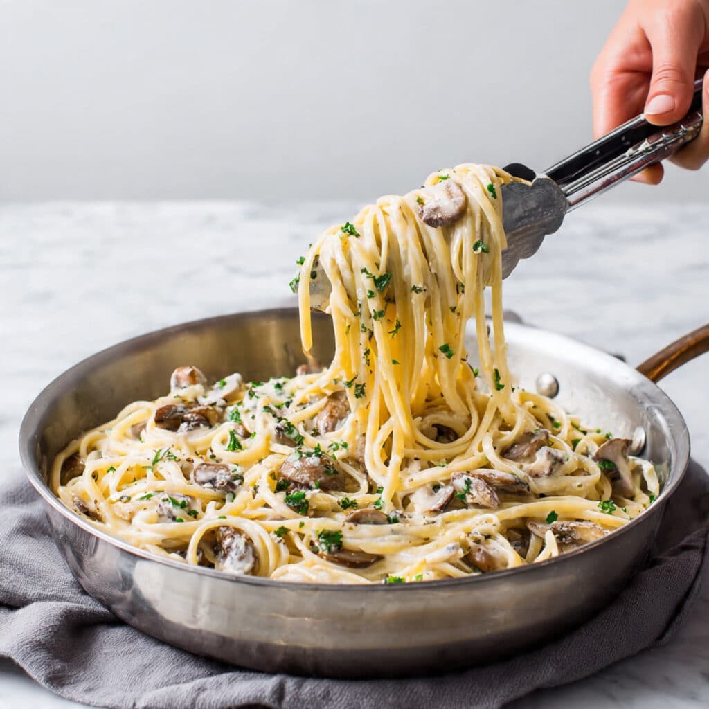 Creamy Mushroom Herb Pasta Recipe