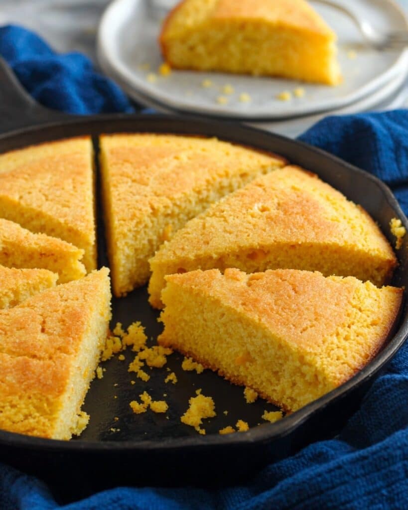 Southern Skillet Cornbread Recipe