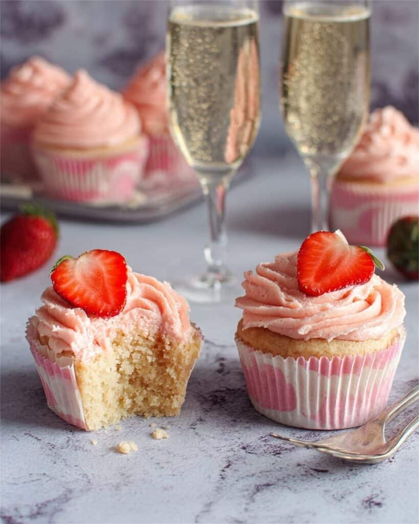 Strawberries and Champagne Cupcakes Recipe