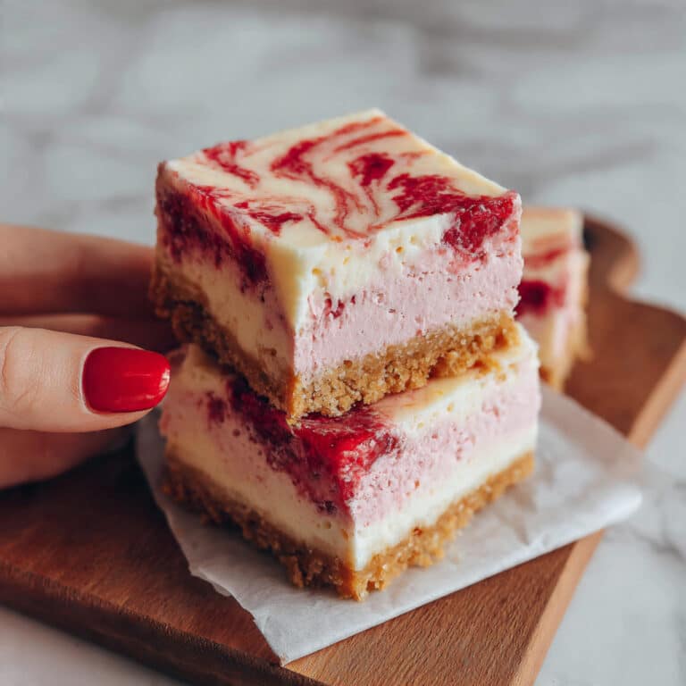 Strawberry Cheesecake Bars Easy Recipe