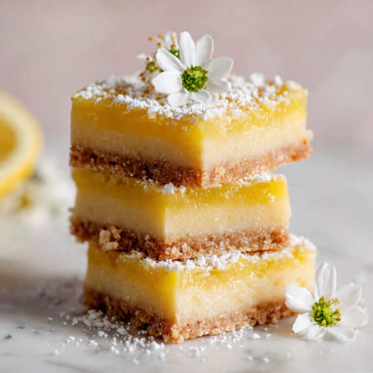 Classic Lemon Bars Recipe