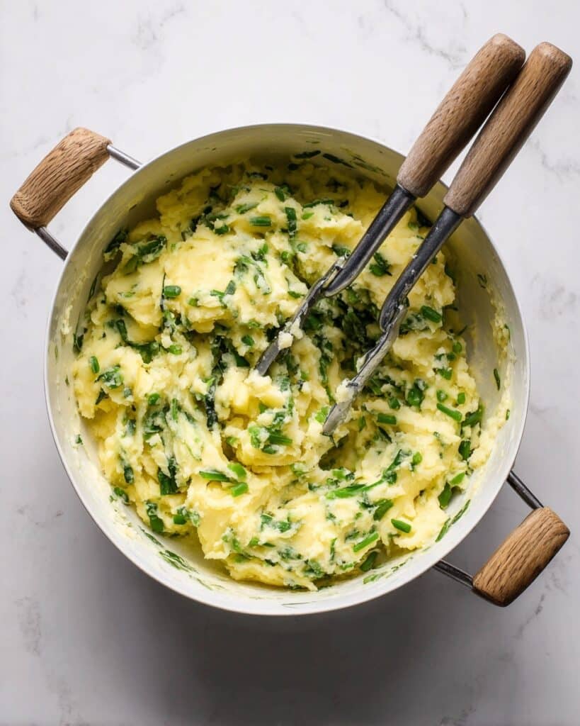 Colcannon (Irish Mashed Potatoes) Recipe