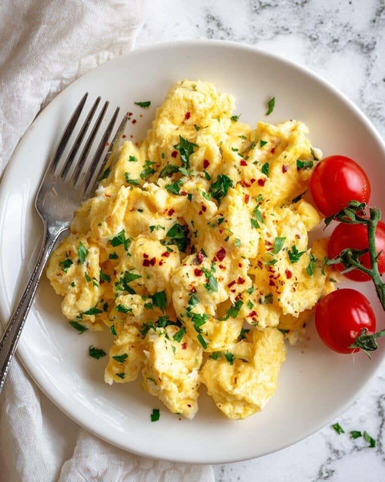 Creamy Keto Scrambled Eggs with Sour Cream Recipe
