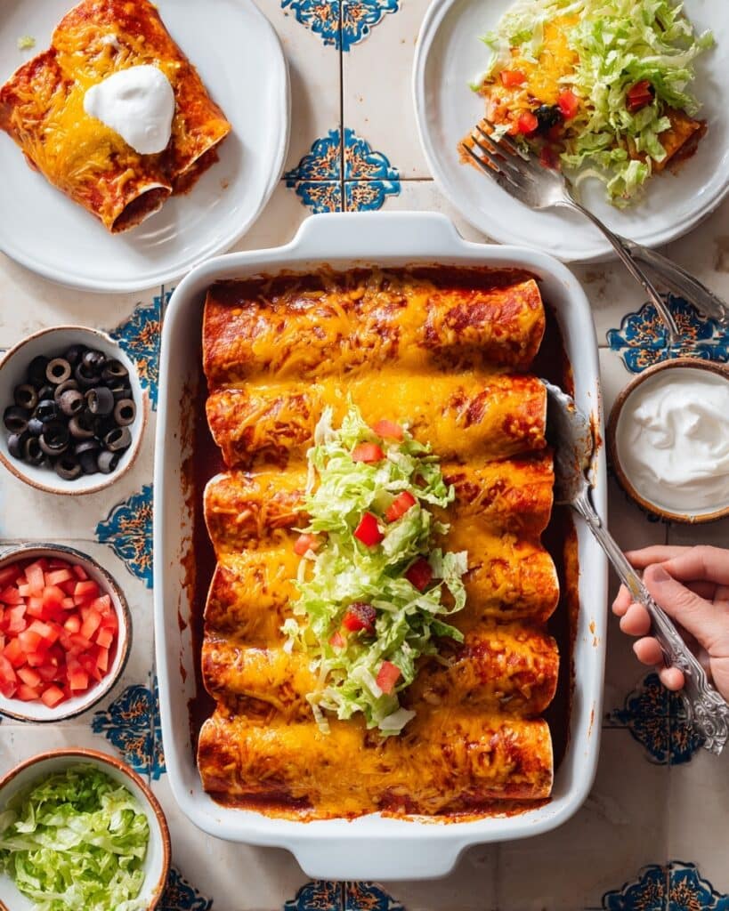 The Best Easy Chicken Enchiladas Recipe