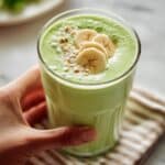 Best Easy Matcha Smoothie (5 Minutes) Recipe