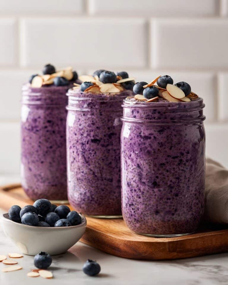 Blueberry Overnight Oatmeal with Chia Seeds Recipe